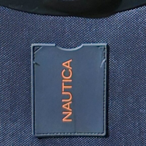 Nautica Suitcase - Picture 4 of 10